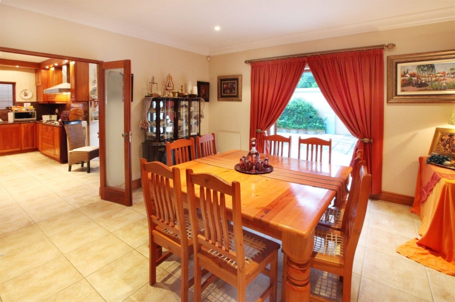 5 Bedroom Property for Sale in Welgemoed Western Cape